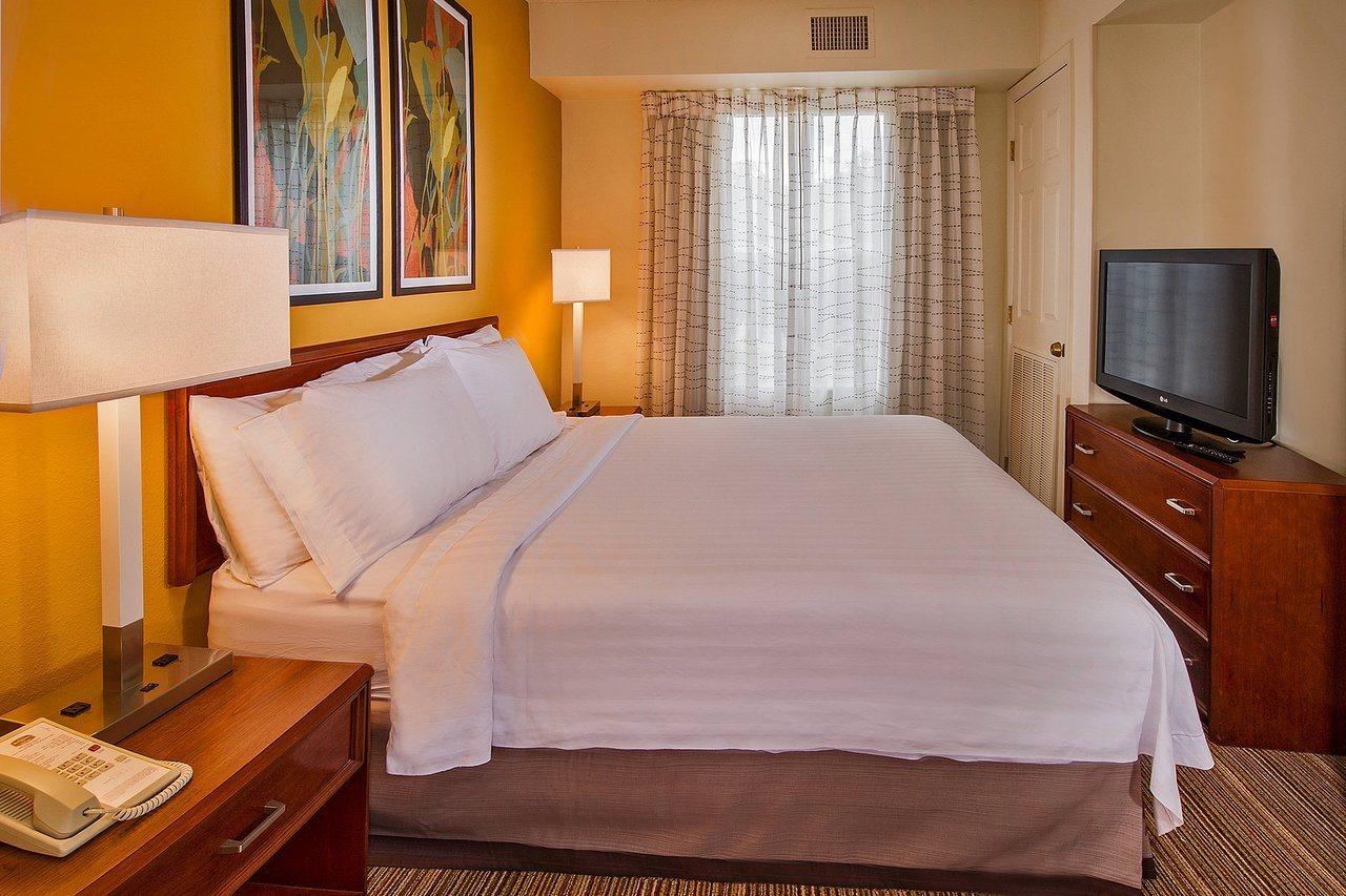 Sonesta Es Suites Raleigh Кари Екстериор снимка