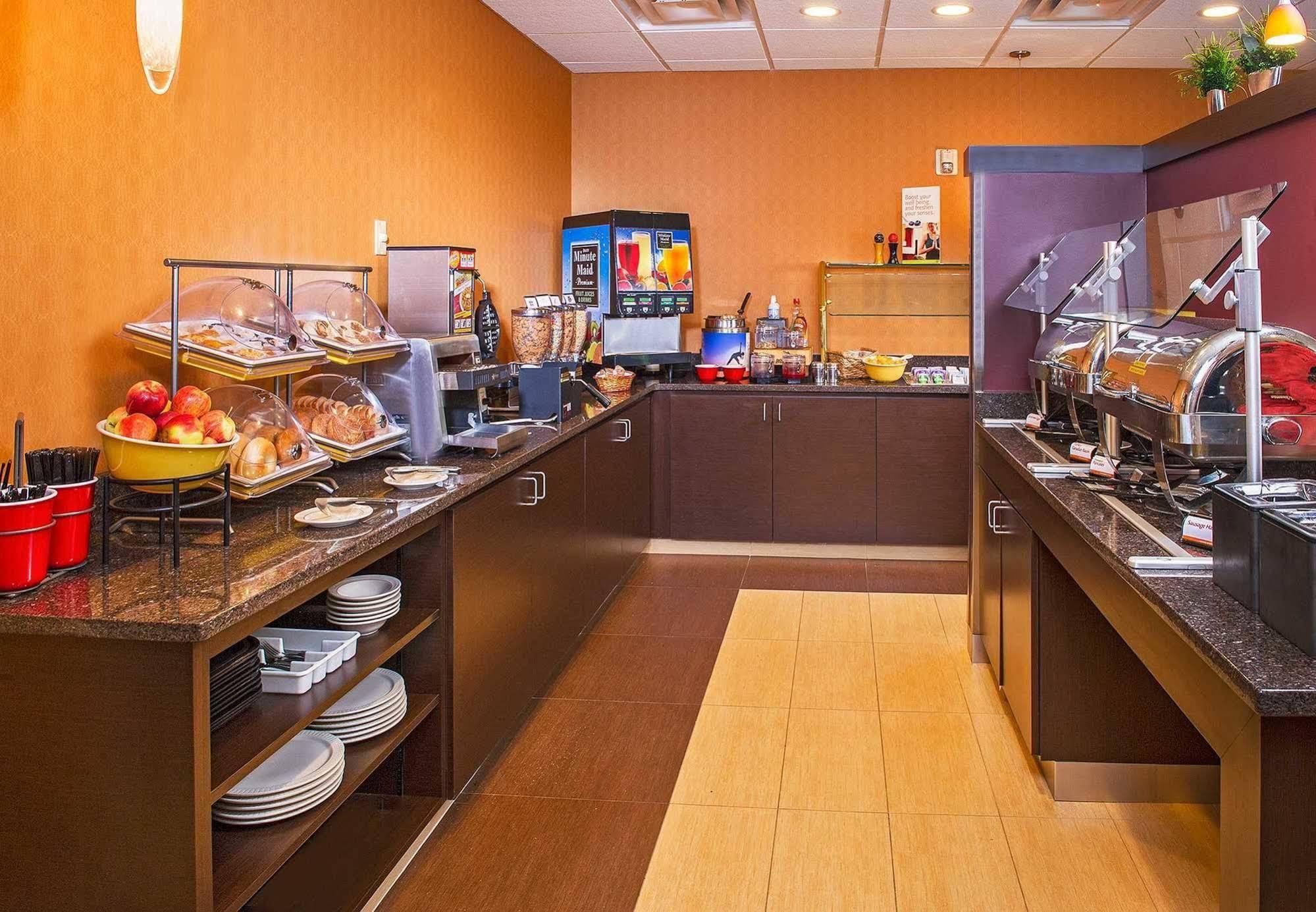 Sonesta Es Suites Raleigh Кари Екстериор снимка