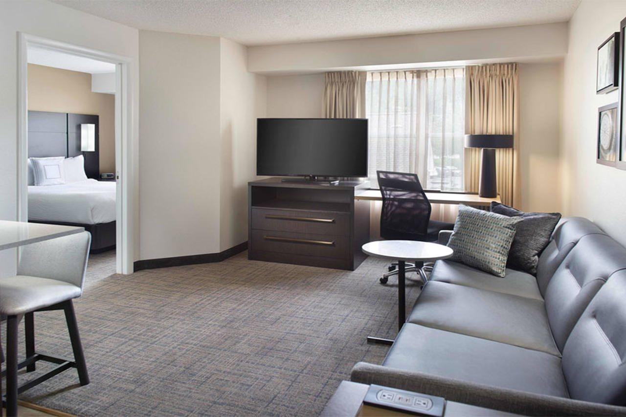 Sonesta Es Suites Raleigh Кари Екстериор снимка
