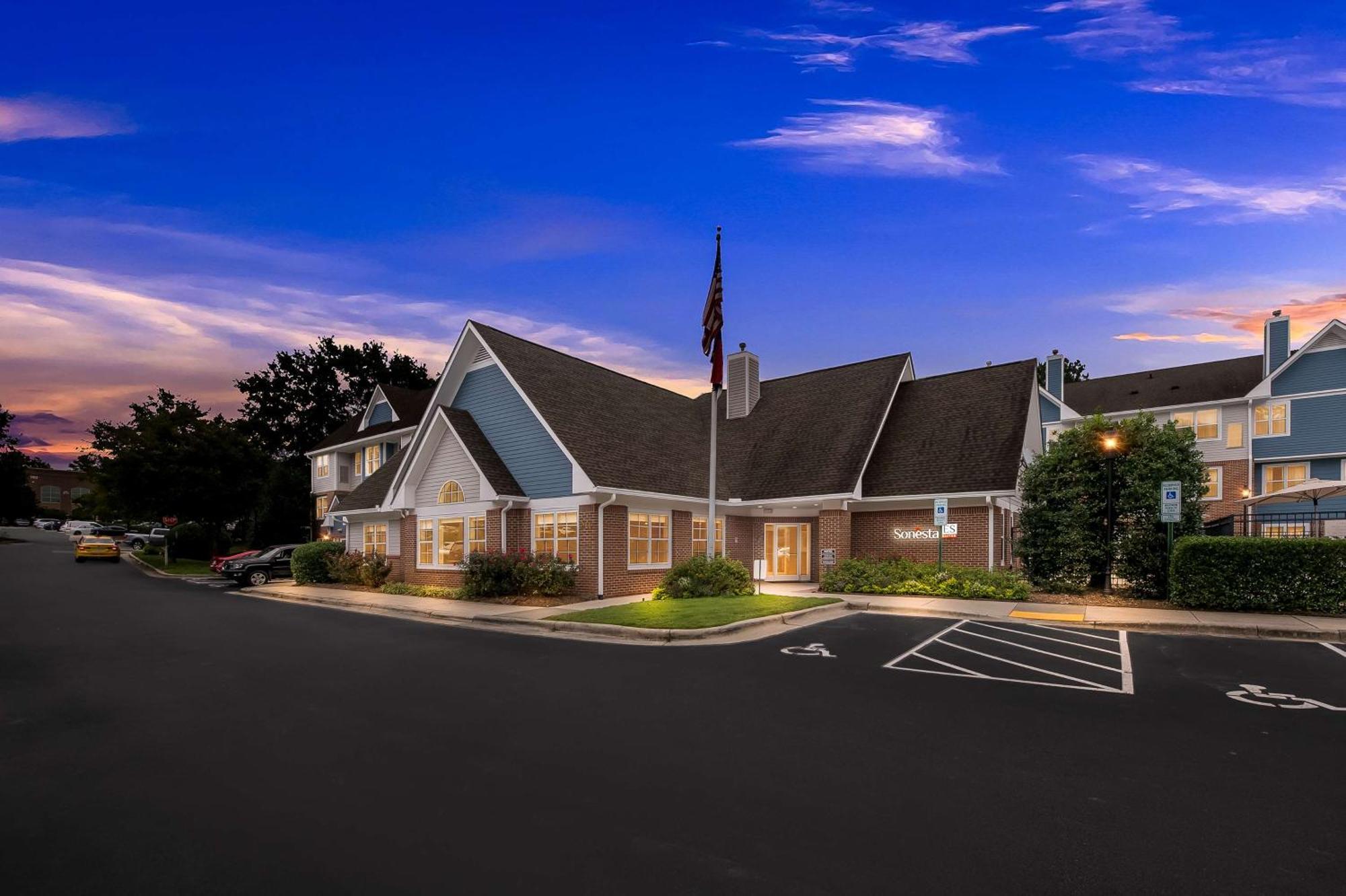 Sonesta Es Suites Raleigh Кари Екстериор снимка